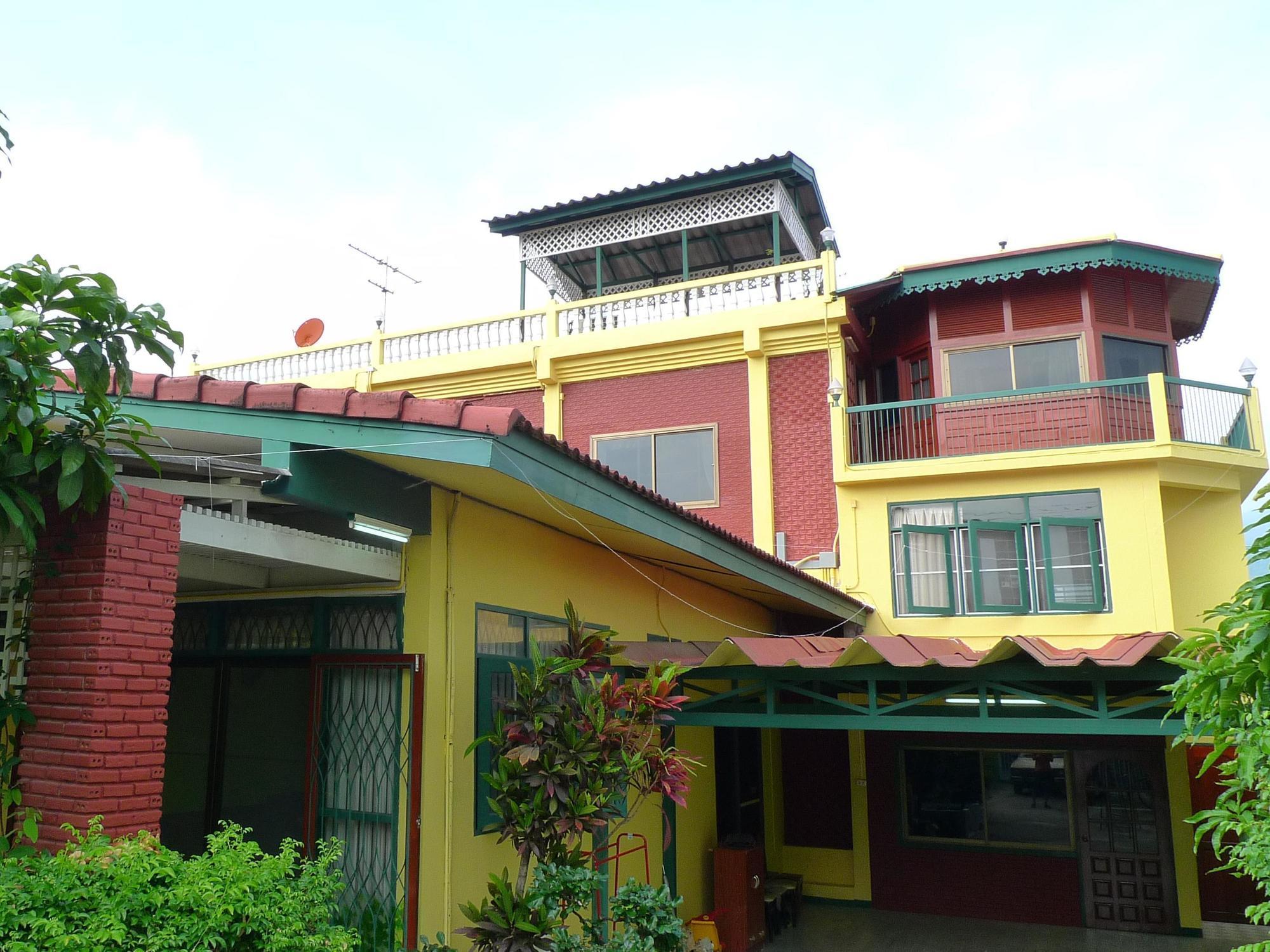 Baan Kaewta Hotel Chiang Mai Buitenkant foto