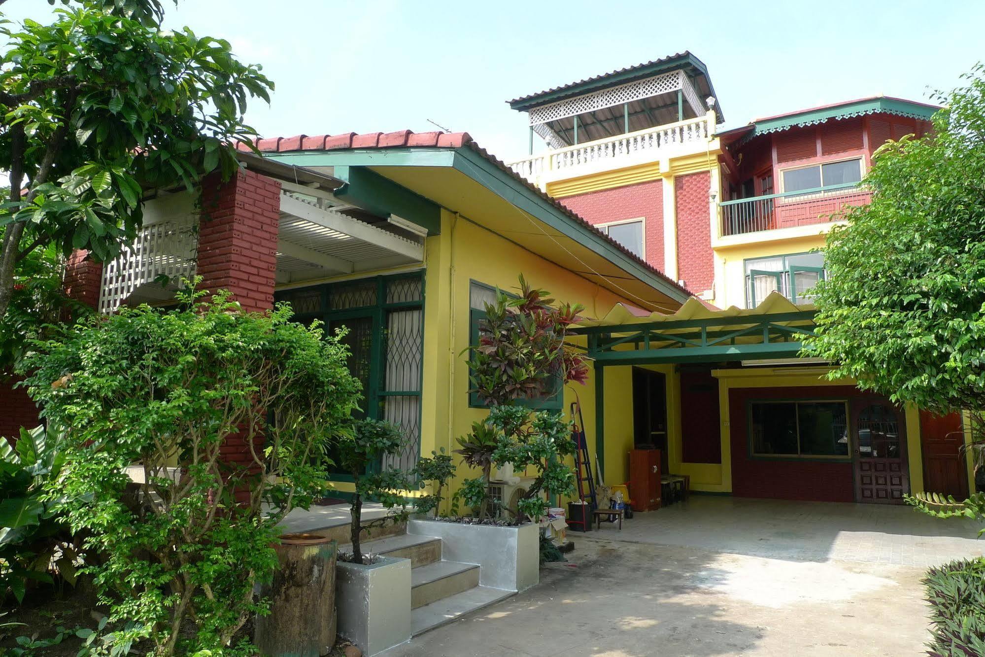 Baan Kaewta Hotel Chiang Mai Buitenkant foto