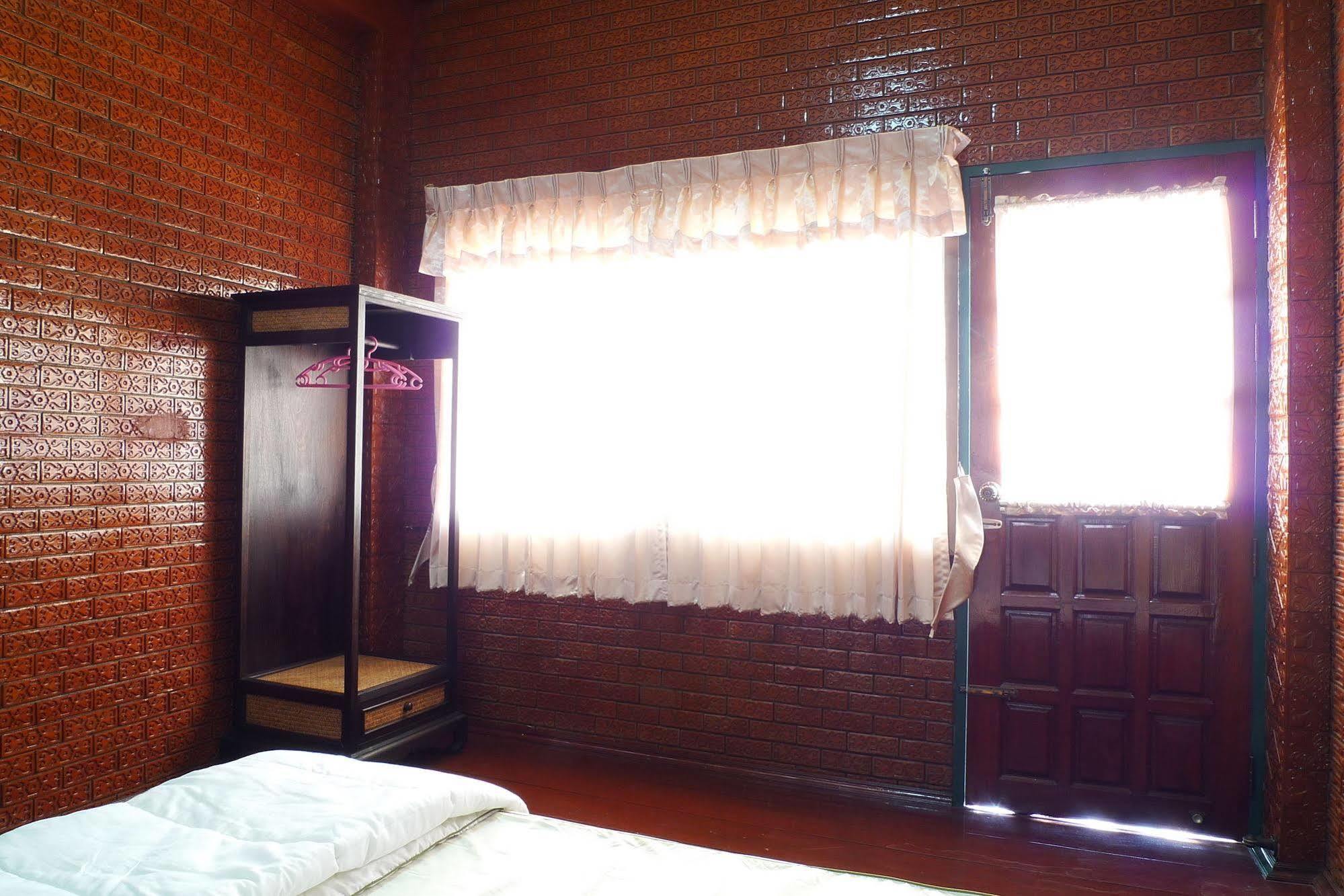 Baan Kaewta Hotel Chiang Mai Buitenkant foto